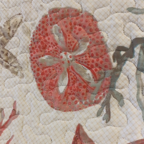 Queen Beachy quilt - Picture 5 of 7